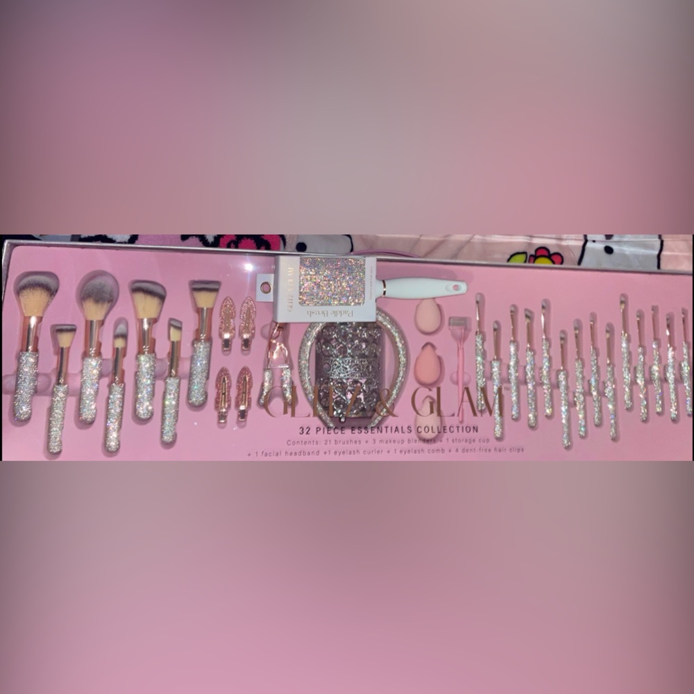 New Viral Glitz & Glam Makeup brush set! Silver with bling matching hair brush!
